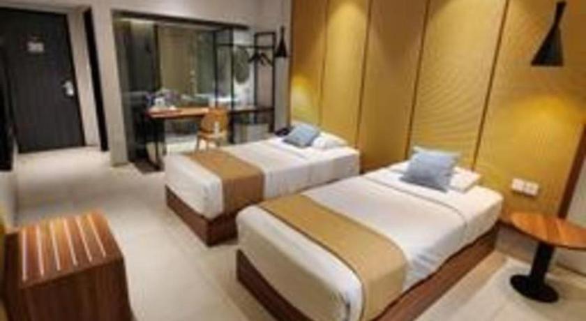 Hotel Cemerlang Bandung Exterior photo